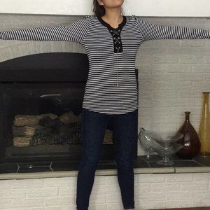 Verve Ami Women's Striped Blouse Top Lace-Up Front Long Sleeves Black White SZ M